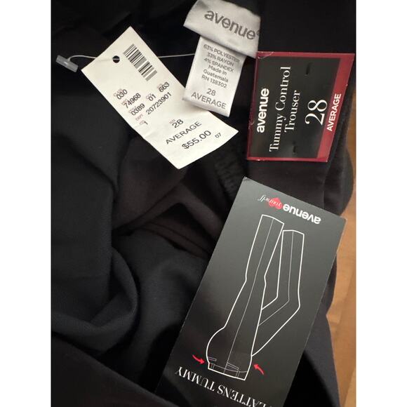 NWT Avenue black 3 pairs of pants one crop size 28 - Picture 2 of 13